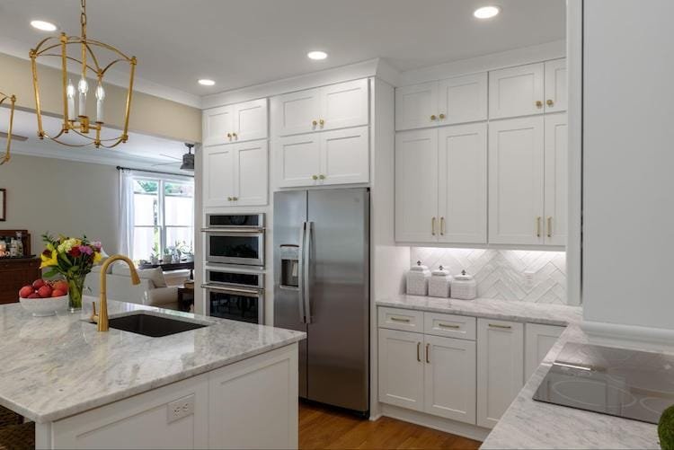 white kitchen design