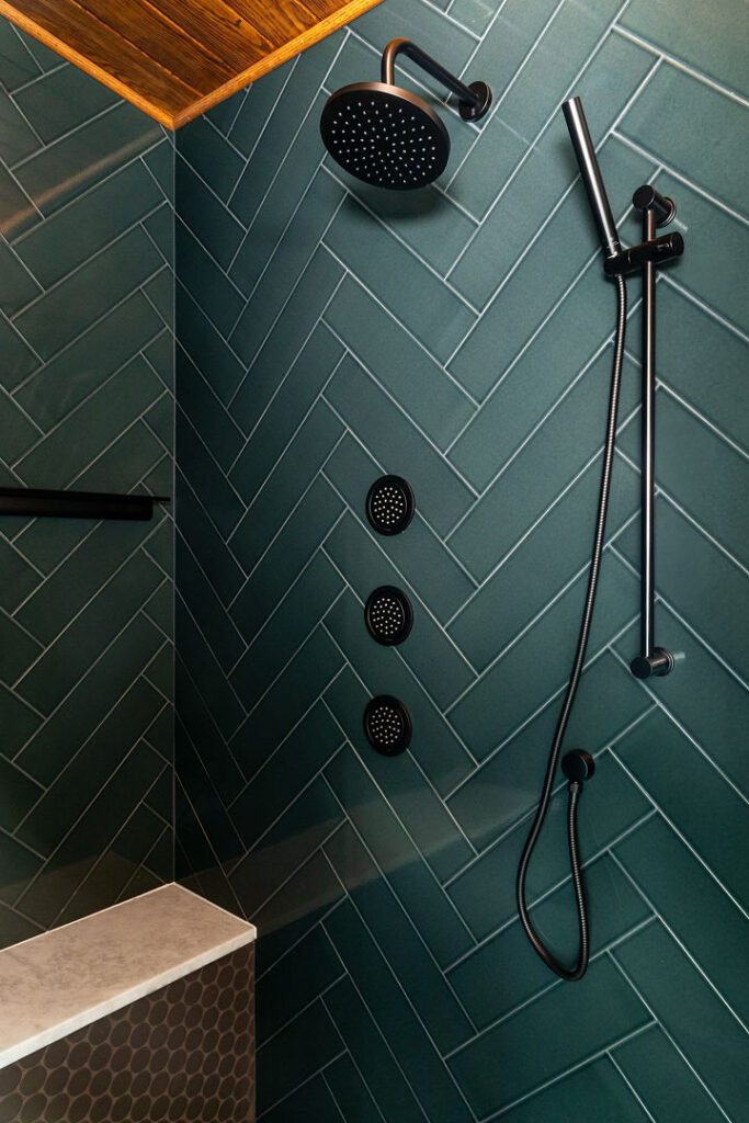 Honed Rhino White primary bath — vanity mirror, Doraville GA | GMS