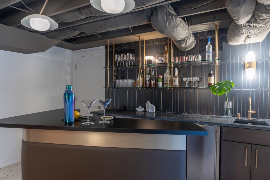 Black Diamond Quartzite wet bar — curved bar counter, Doraville GA | GMS